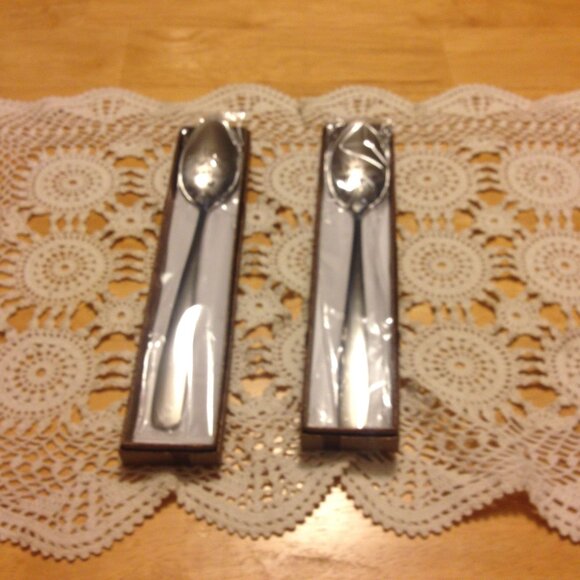 New inscribed stainless spoons in gift boxes - Picture 1 of 5